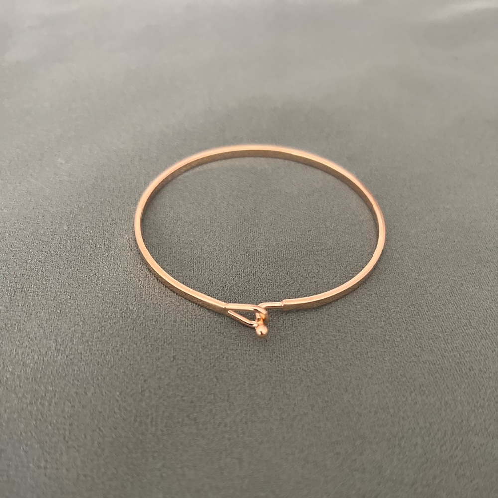 Thin Bangle bracelet
